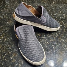 OluKai Women  s Pehuea Breathable Slip On Shoes Size 10 Pavement Grey Mesh.