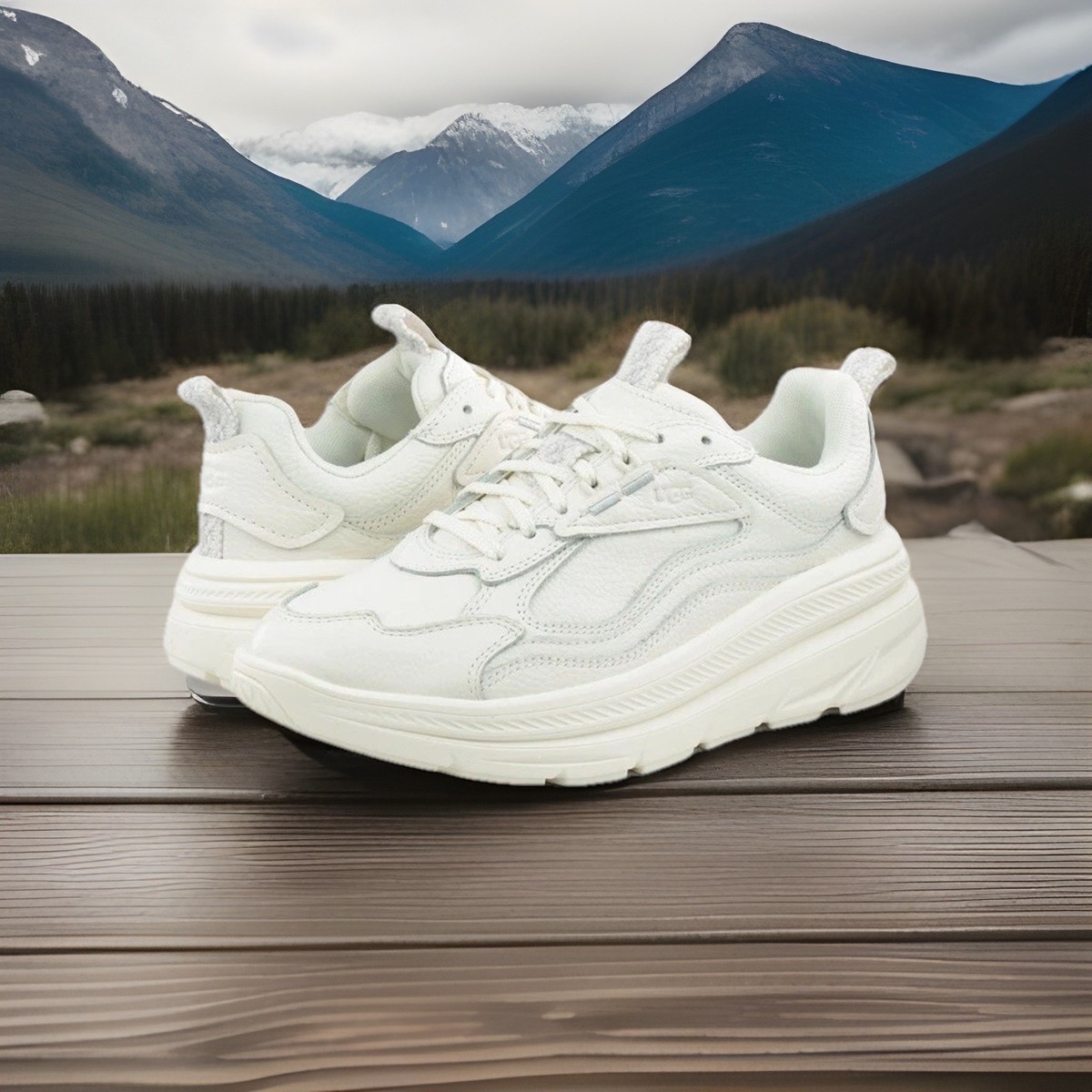 UGG Women's CA1 Sneaker Leather US Size9.5 1142630 New W Box | eBay