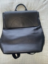 Markenloser kleiner kompakter Rucksack / Backpack - guter Zustand