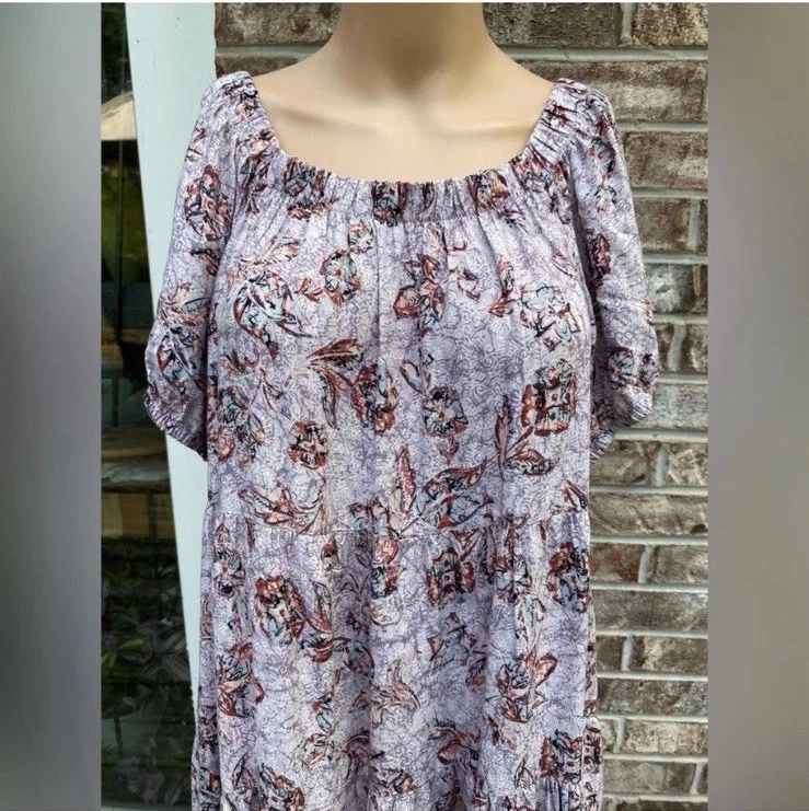 Vestido para mujer Maurice’s púrpura claro y rojo floral ajustado talla grande Foto 4 de 4