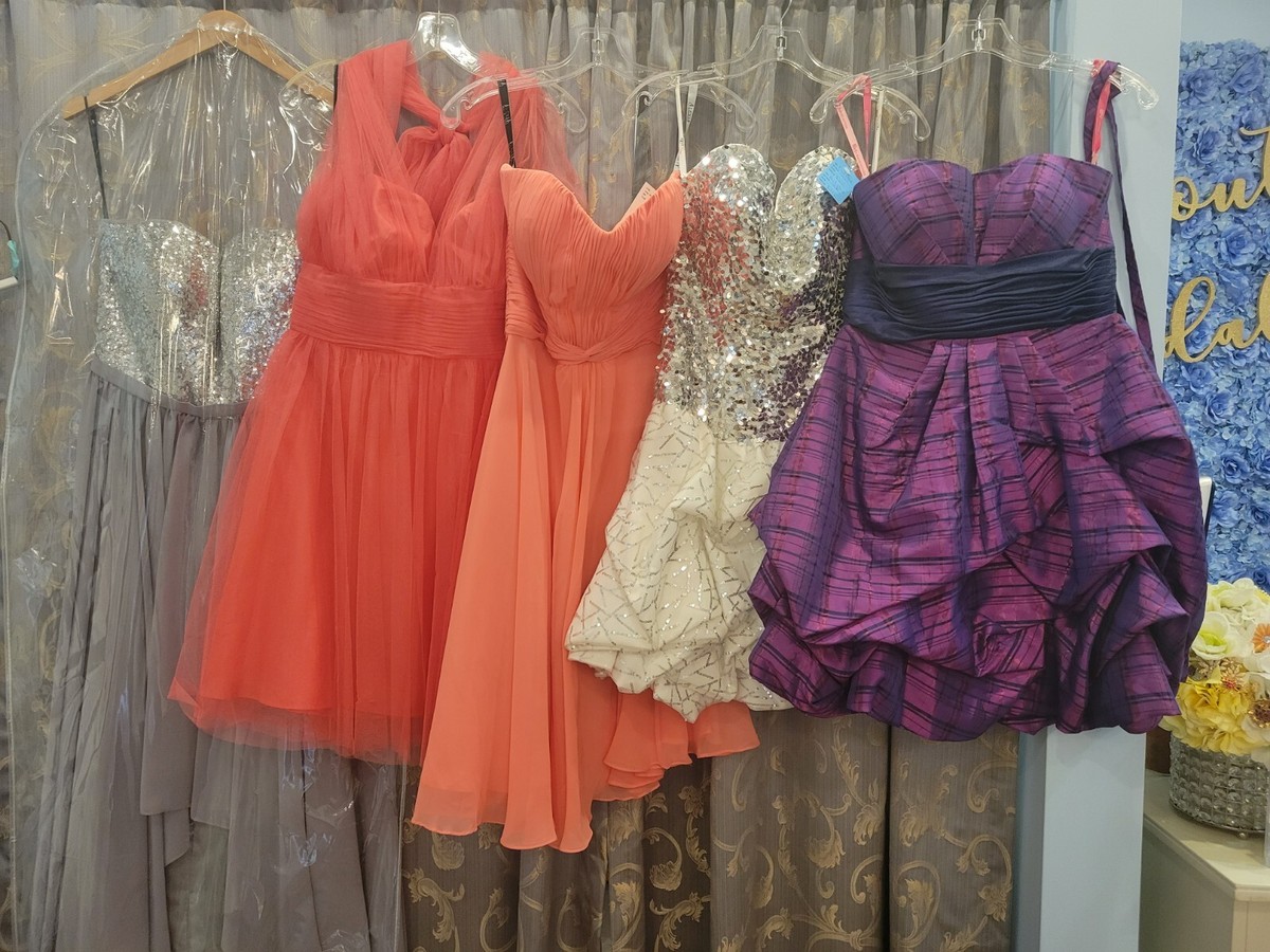 Homecoming Dresses Formal Dresses In The Mall LOT Of PROM PAGEANT