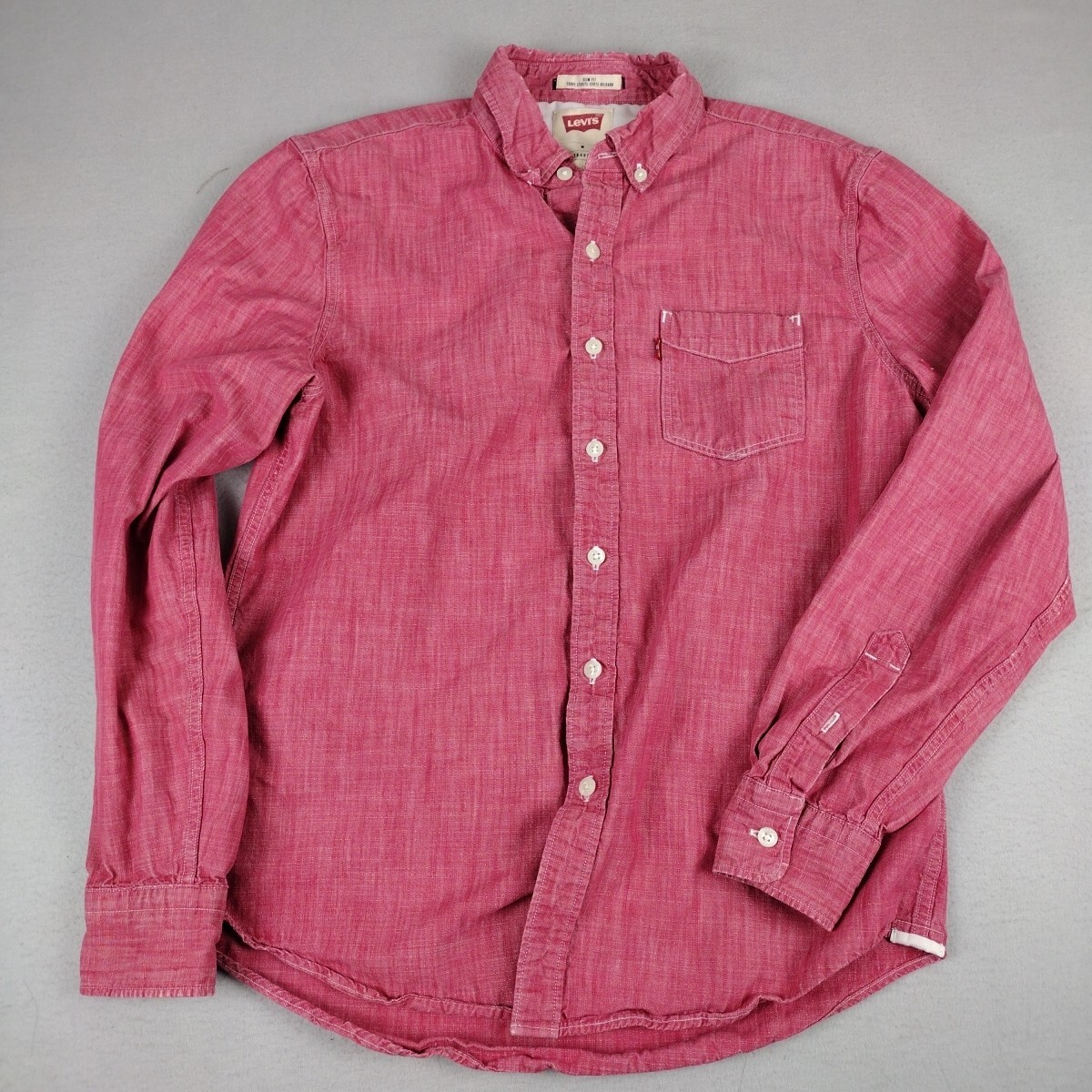 Levis Shirt Mens Medium Red Slim Fit Long Sleeve Button Down Pocket