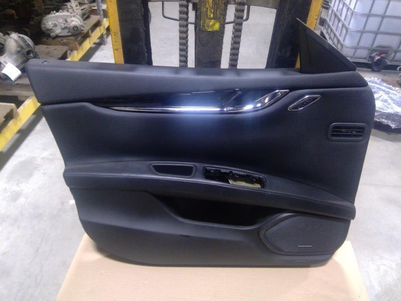 2017 MASERATI QUATTROPORT DRIVER INTERIOR DOOR PANEL BLACK OEM LW3830 0002