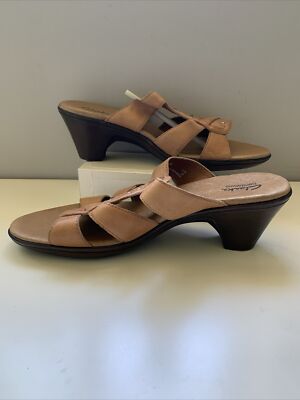 Clarks Bendables women's brown leather slip on block heel shoes