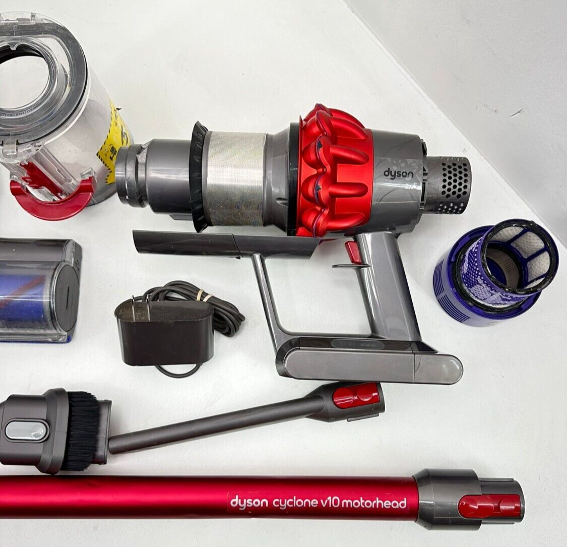 Dyson V10 Motorhead Cordless Vacuum Cleaner Red 0144 eBay