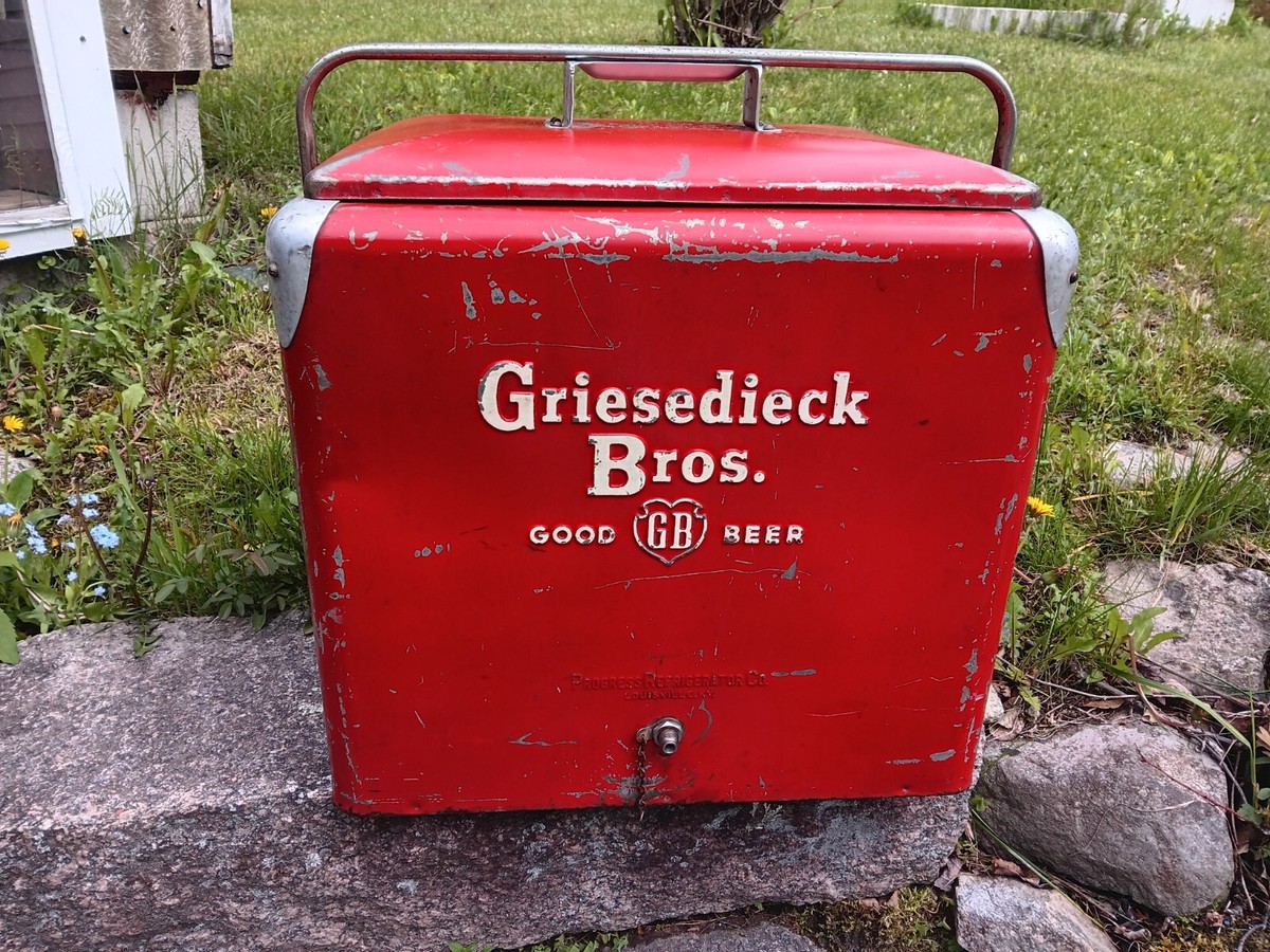 1950s Vintage Griesedieck Bros. Metal Beer Chest Cooler with Tray