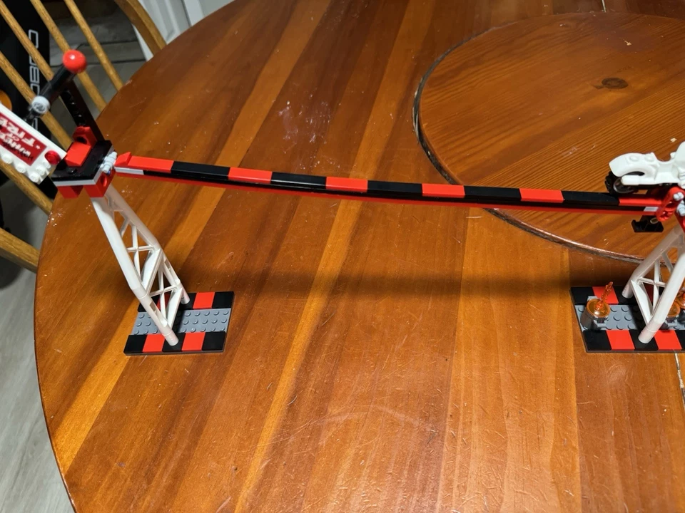 Lego Jokerland 76035, conjunto de playground de bicicleta Harley Quinn apenas! - Imagem 3 de 4