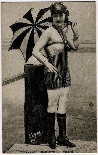 MARIE PREVOST : BATHING BEAUTY : MACK SENNETT COMEDIES : BY EVANS : ARCADE CARD - Picture 1 of 3