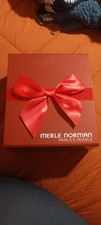 Merle Norman Merles Pearls Gift Set