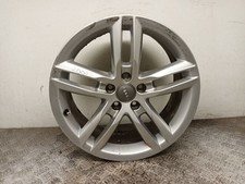 AUDI Q3 S Line 7Jx18 SINGLE ALLOY WHEEL 8U0601025F