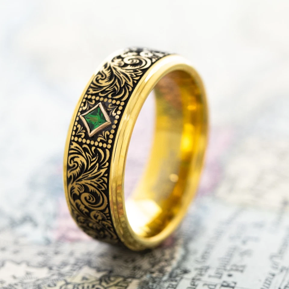 8mm Yellow Gold Plated Tungsten Ring with Green Emerald and Victorian Engravings - Image 3 of 4