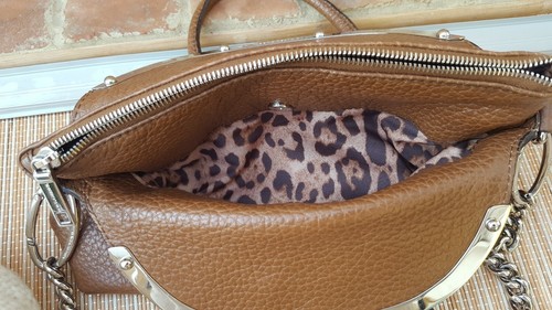 A Beautiful Dolce & Gabana (Miss Camp) Ladies Brown Handbag. - Picture 6 of 6