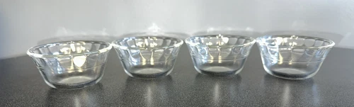 LOT of 4-Pyrex #463A Clear Glass Custard Cup Scalloped Rim 175ml Bowls