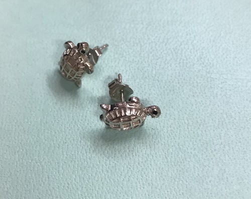 Silver Tortoise Stud Butterfly Clasp Earrings RRP £20 - Picture 2 of 5