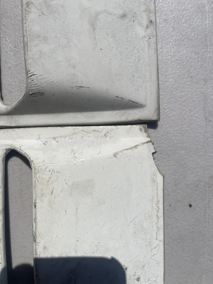 74-78 Ford Mustang II COBRA Persianas Ventana Cuarto Lateral Trasero PLÁSTICO ORIGINALES Foto 4 de 4