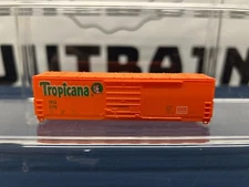Life-Like N Tropicana #576 50’ Single Door Box Car Shell (T)