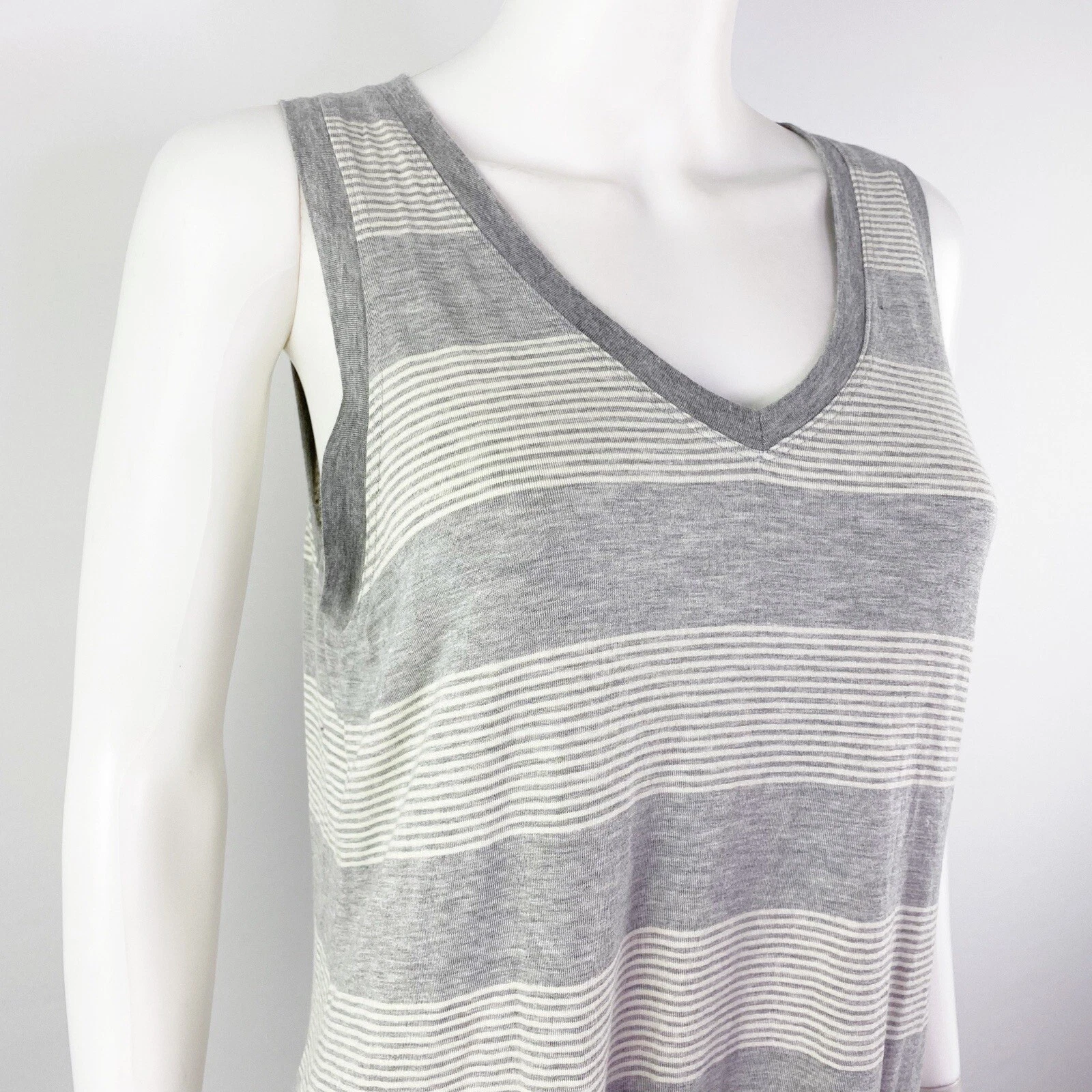 beyond-yoga striped v-neck sleeveless loose fit casual gym tank-top