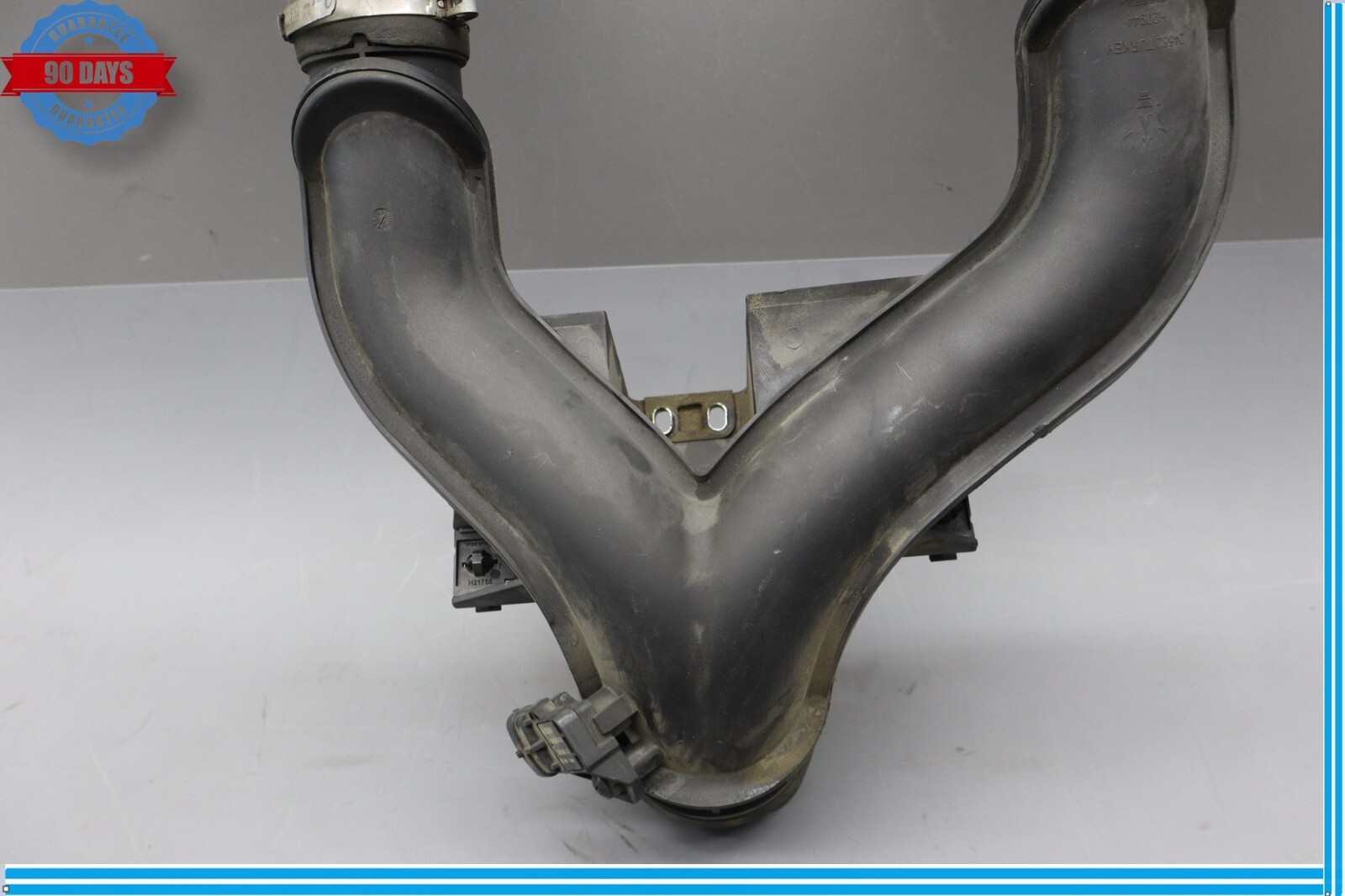 2014-2017 Maserati Ghibli Air Intel Intake Duct Tube Assembly 670001350 Oem