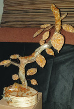 Baltic amber wood figurine figure table plaque pine Tree petal gems pinetree