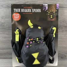 Tree Hugger Spider  Glow in The Dark Halloween Spooky Scary Prop Decoration