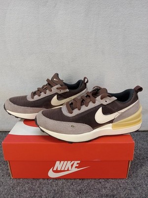 Nike Waffle One Light Chocolate Size 2 Y.