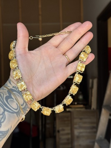 Vintage 60’s Confettif Coro Gold Flake Lucite Necklace - Bild 5 von 7