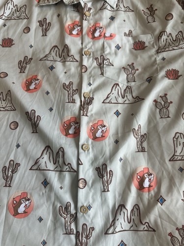 Buc-Ees Shirt Mens 2XL Beige Camper Desert Hawaiian Cactus Short Sleeve NWT - Picture 4 of 7