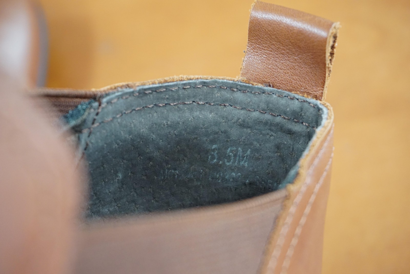 Munro Boots Womens 8.5 US Brown Leather Chelsea Ankle Booties Comfort