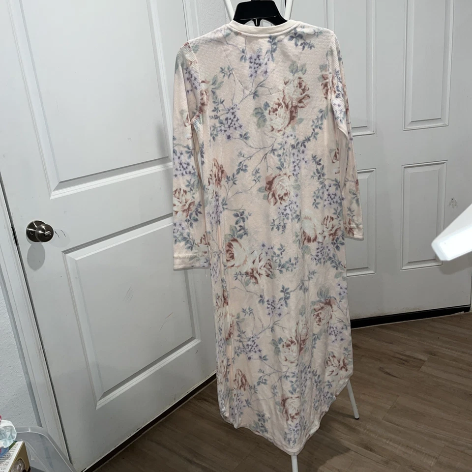 Miss Elaine  Nightgown floral print Warm Cozy Fleece Modest Size S - Image 3 of 3