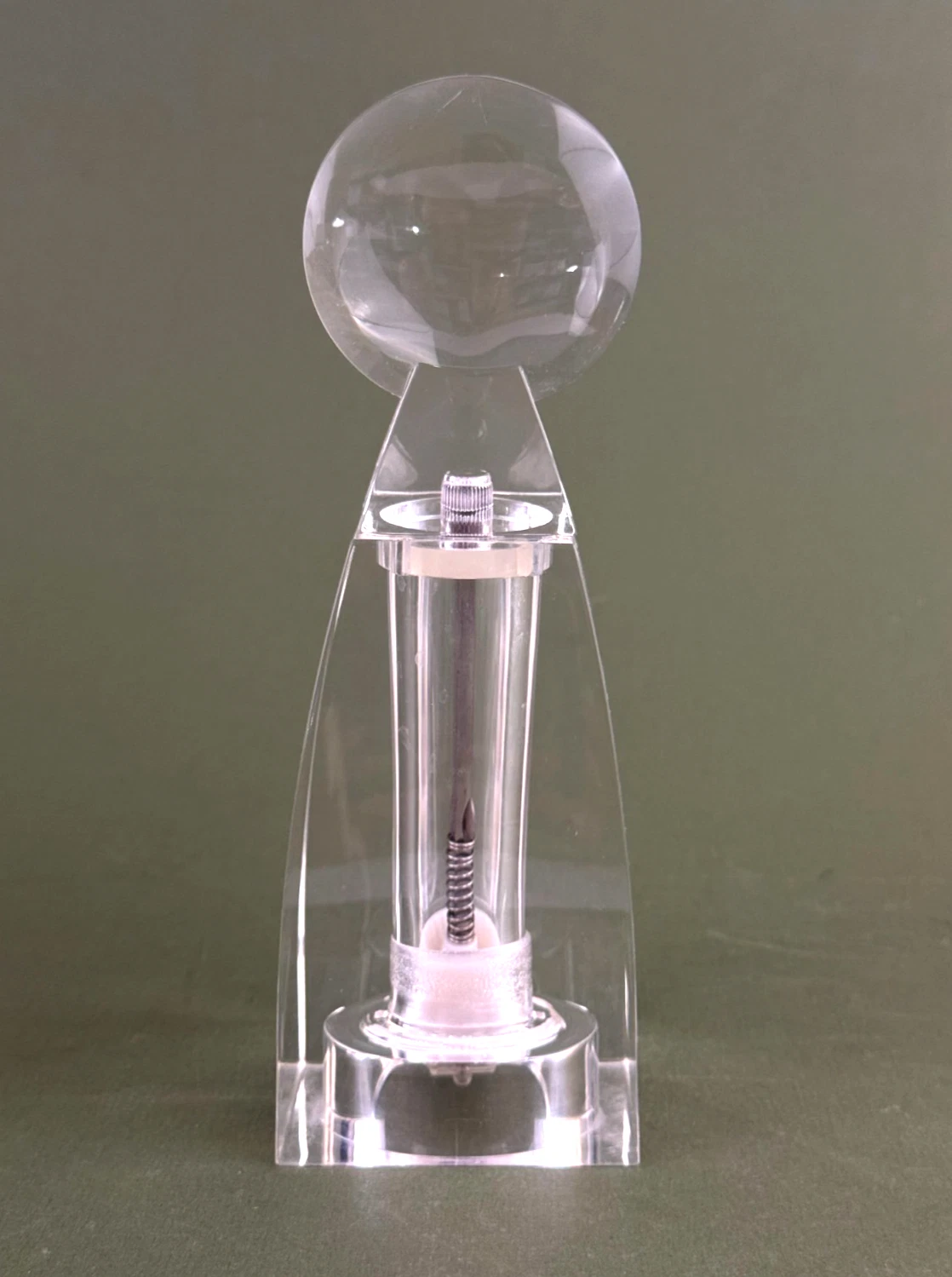 MCM Wayne Husted Grainware Chunky Clear Acrylic Lucite Pepper Mill Grinder 8"