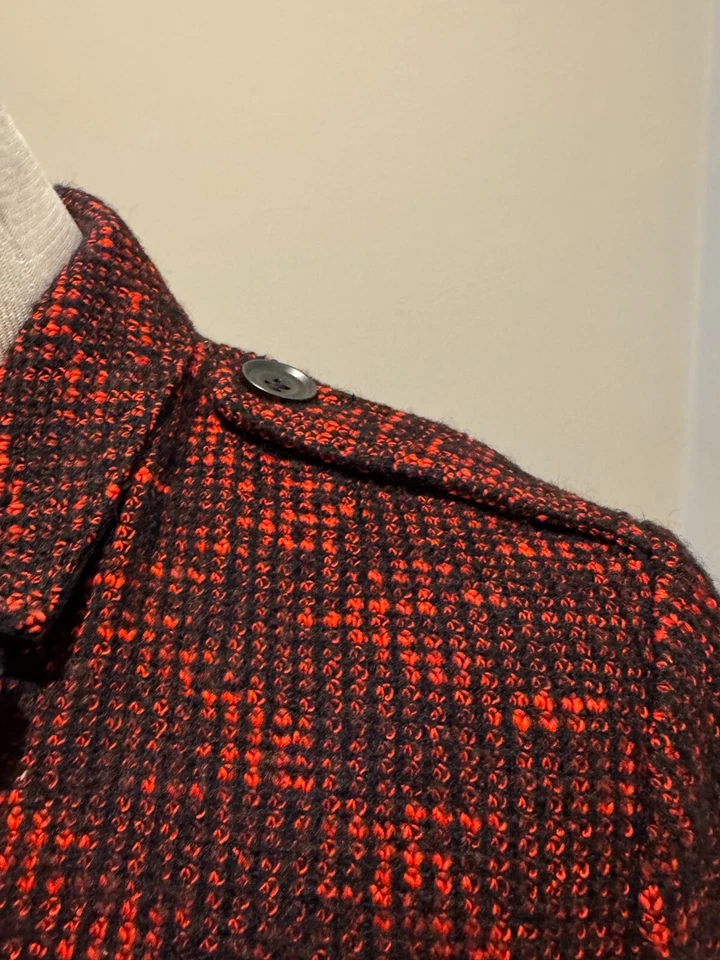 全新无标签 Burberry Brit 红色和黑色毛圈羊毛混纺夹克/夹克 尺寸 US 6 — 第 4/4 张图片