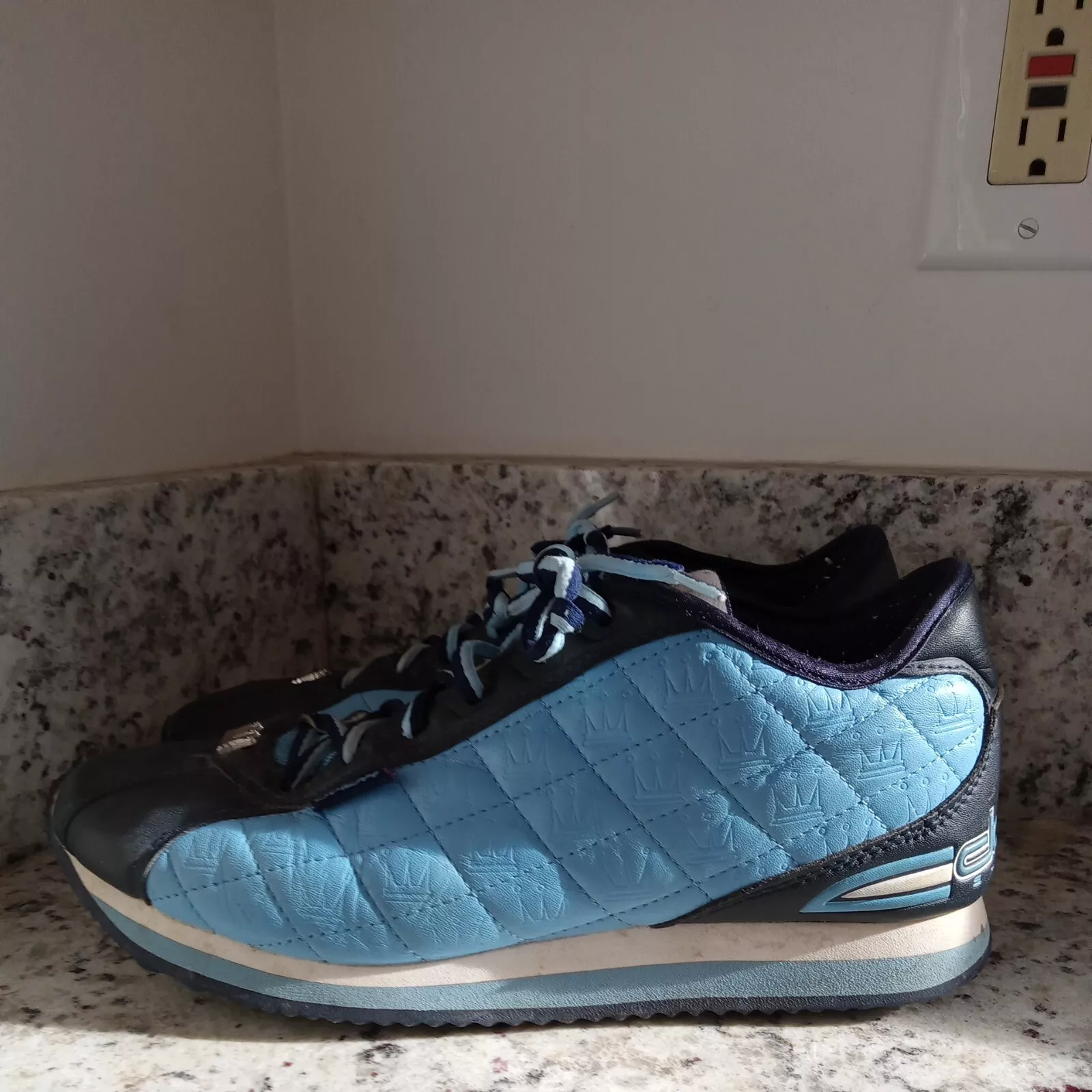 Baskets à lacets homme Dada Supreme taille 8,5 cuir bleu logo couronne