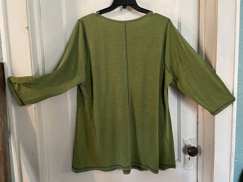 Women's Green Tunic - Picture 4 of 4