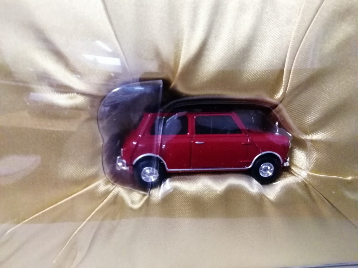 CORGI MINI MANIA　ミニクーパー　50周年 CORGI MINI MANIA ミニクーパー 50周年 CORGI MINI MANIA Mini