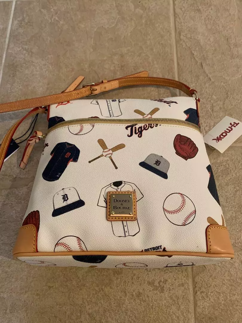 DOONEY & BOURKE DETROIT TIGERS HANDBAG PURSE NWT