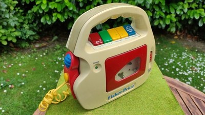 FISHER-PRICE tragbarer Kinder Kassettenrecorder 1992 mit Stimmverzerrer