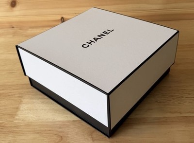 Authentic Chanel Gift Box Medium 9x9x3 Mint Condition Empty Folding Black White