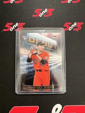 2025 Topps Finest - Debut Tomoyuki Sugano #D-30 (RC)