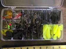 84 piece Bass & Panfish Fishing Kit with Creature Baits and 1/4 oz Spinners