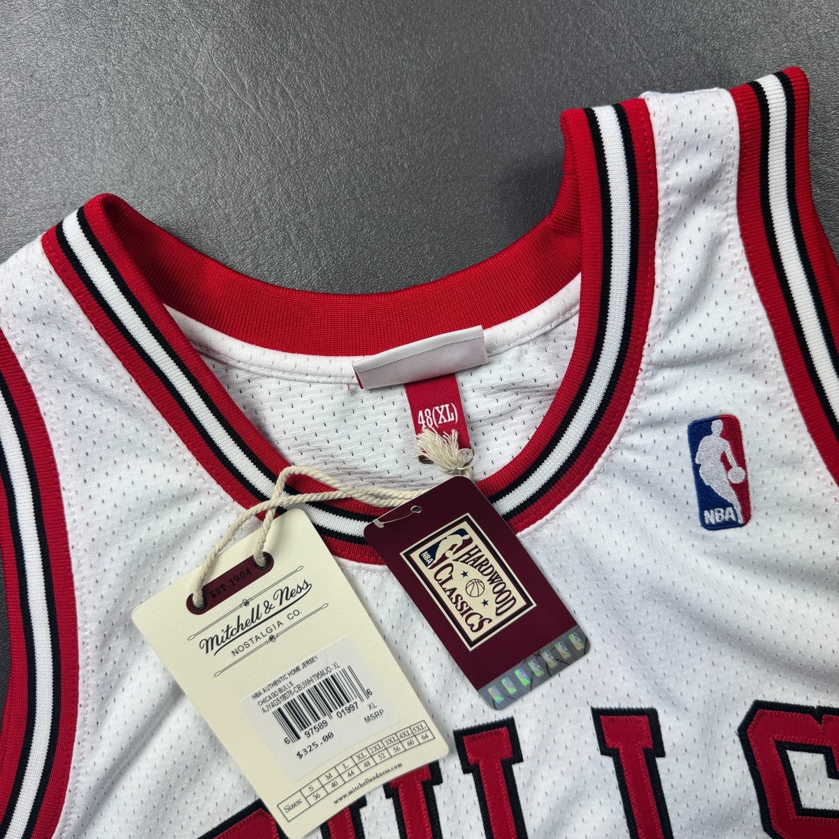 100% Authentic Michael Jordan Mitchell Ness 95 96 Chicago Bulls