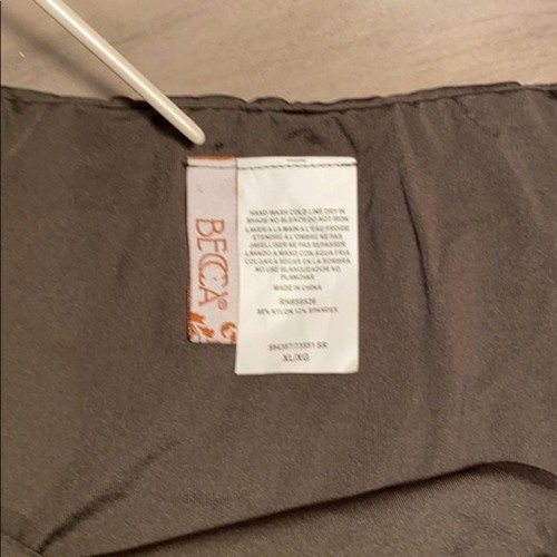 Becca reversible olive green swim suit bottom XL - Picture 3 of 4