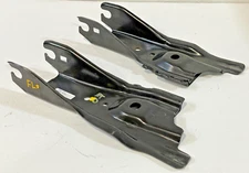 22-25 HONDA CIVIC ACCORD FRONT LH & RH SUBFRAME REARWARD STAY BRACKET PAIR 86952