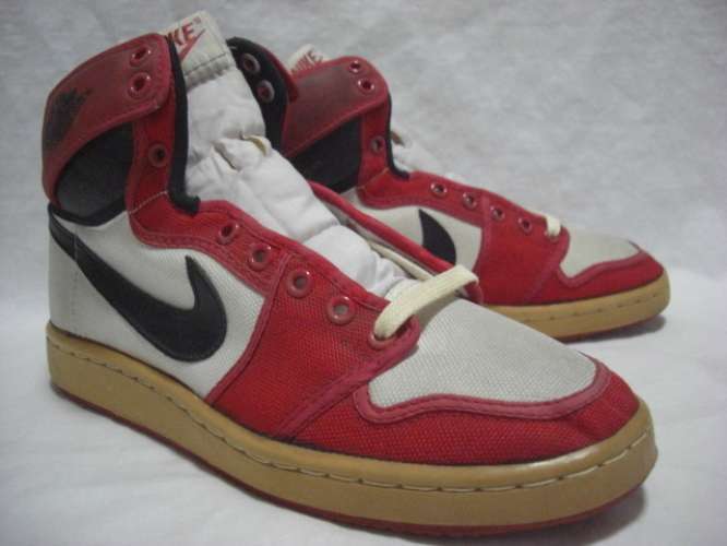 極美品 NIKE AJKO1 AIR JORDAN CHICAGO AJKO 1 'Chicago' Release Date. Nike SNKRS
