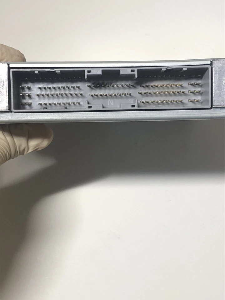 Nissan Altima JA56U06 E30 2003, JA56U06E30 módulo de control del motor ECM, ECU, OEM Foto 4 de 4