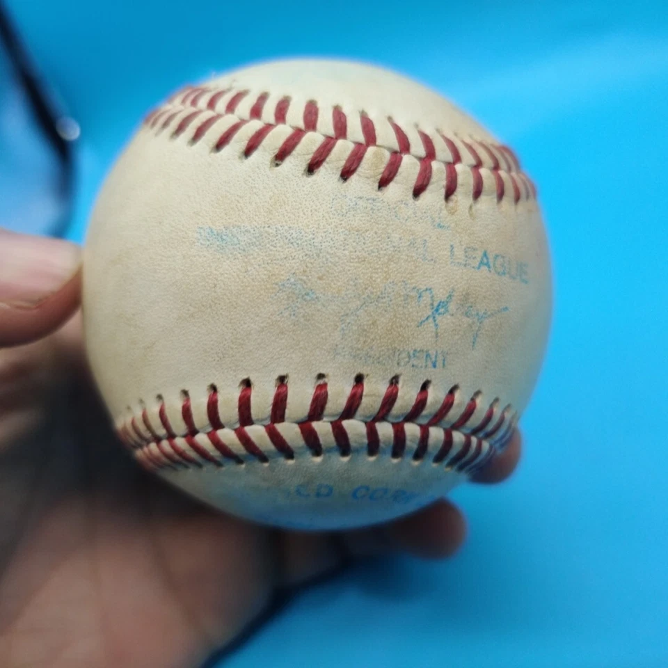 MITCH Wild Thing WILLIAMS FIRMADO AUTOGRAFIADO Juego Usado BÉISBOL Internacional Foto 4 de 4