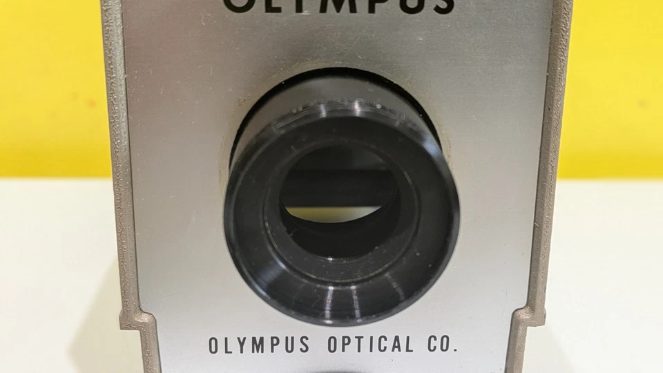 Projetor deslizante Olympus 35mm (peças não funcionam) - Imagem 3 de 4