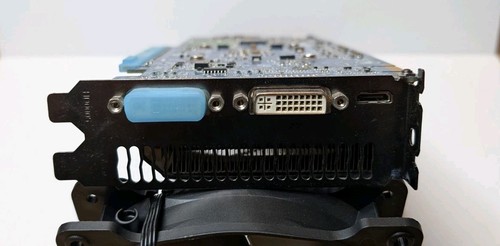 Gigabyte GeForce GTX 460 SUPER OVERCLOCK (1024 MB) (GV-N460SO-1GI) Graphics Card - Picture 3 of 5