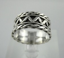 Sterling Silver Geometric Pattern Band Ring 925 Size 9.5 Weighs 6.4 Grams