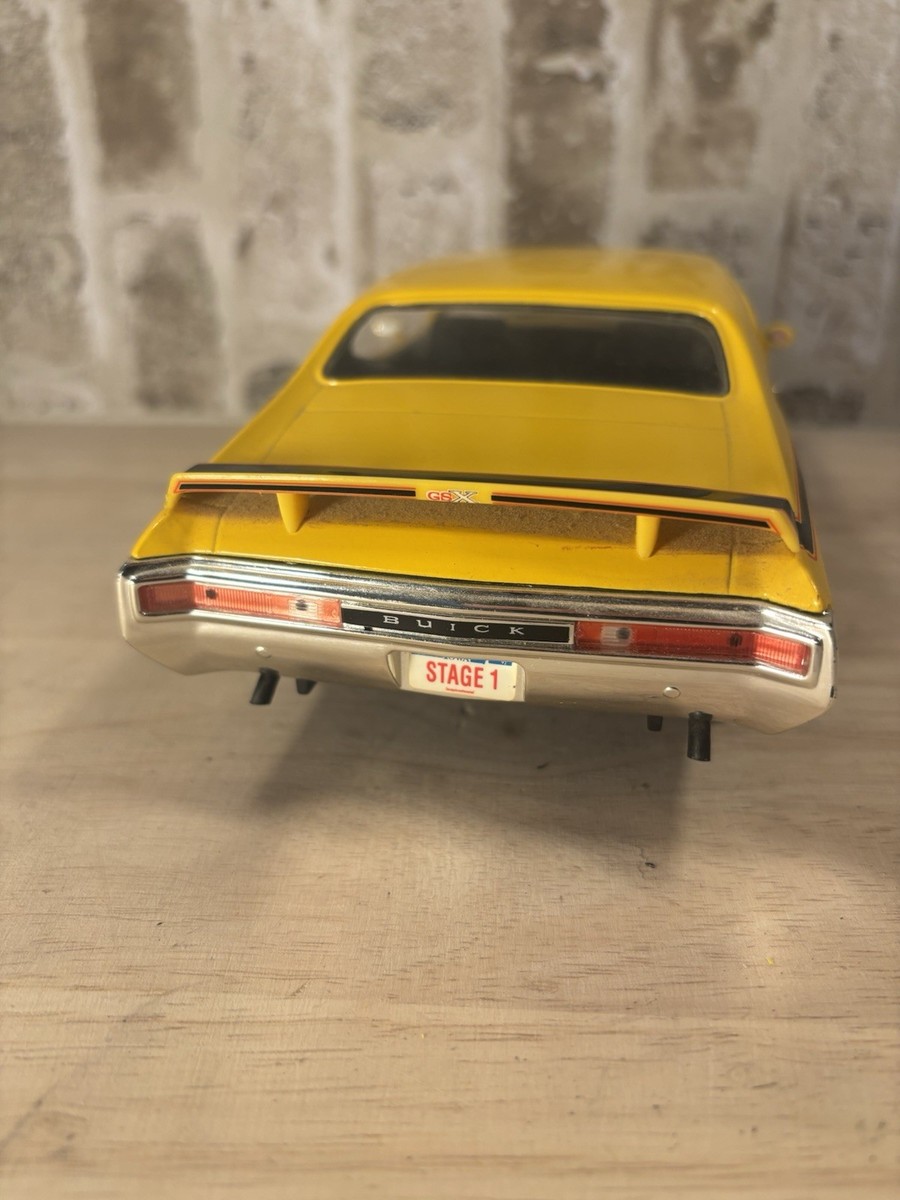 BUICK GSX 1970 STAGE 1 jaune 1/18 AMERICAN MUSCLE ERTL