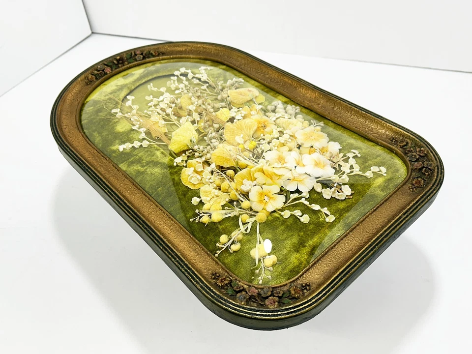 古董维多利亚大凸玻璃丝绸花朵阴影盒纪念圆顶框架 — 第 4/4 张图片